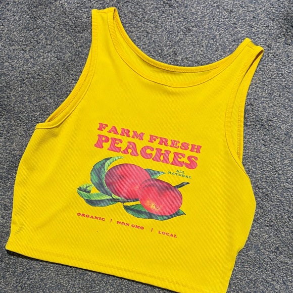 SHEIN Tops - Yellow Peach Cropped Tank